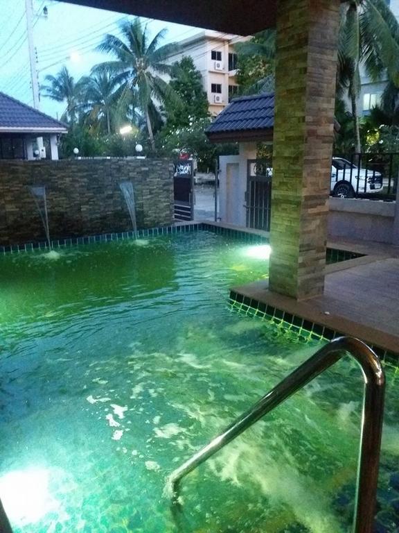 푸껫 Nasa Mansion 아파트 외부 사진